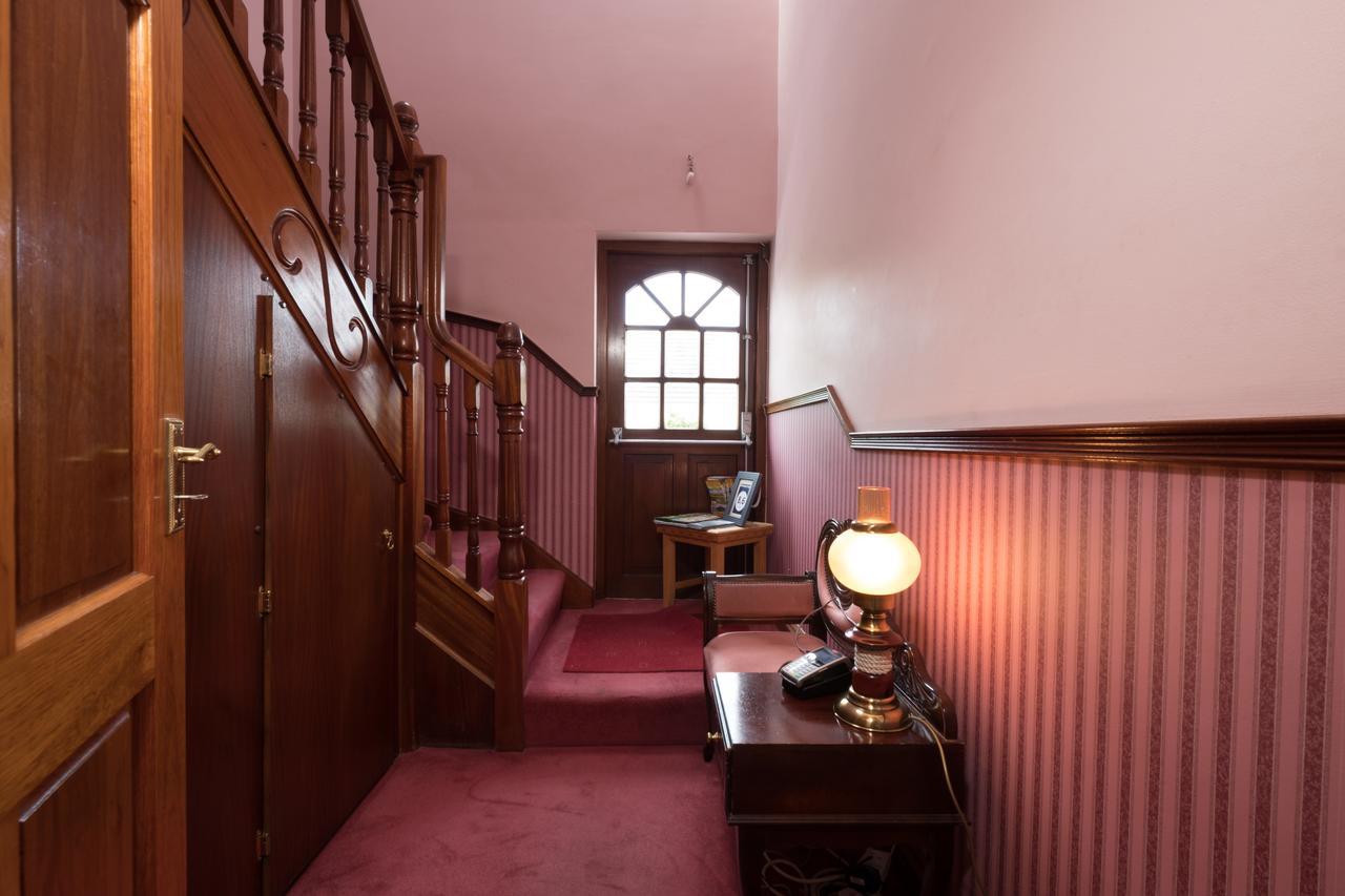 Ashwood House Bed & Breakfast Corrandulla Eksteriør bilde